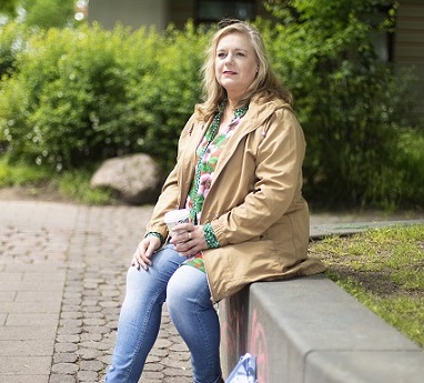 Anita Altenpflegerin privat